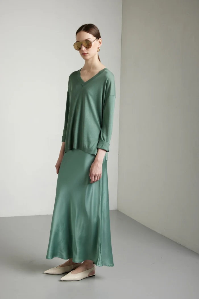 Maglia over scollo a v in seta e cashmere