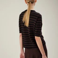 Maglia girocollo bicolore a maniche corte in lana merino extrafine - Thumbnail Image 3