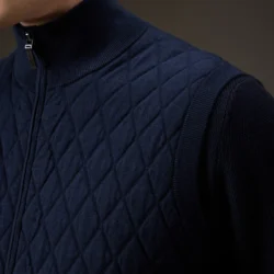 Gilet trapuntato in lana e cotone con zip - Thumbnail Image 4